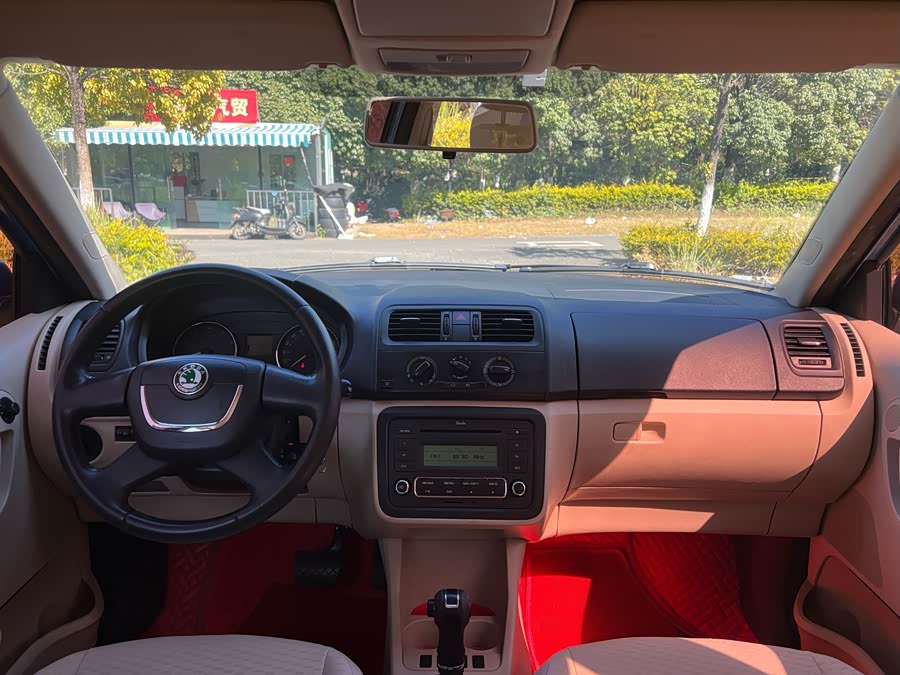 斯柯达 晶锐 2013 汽车图片 #6