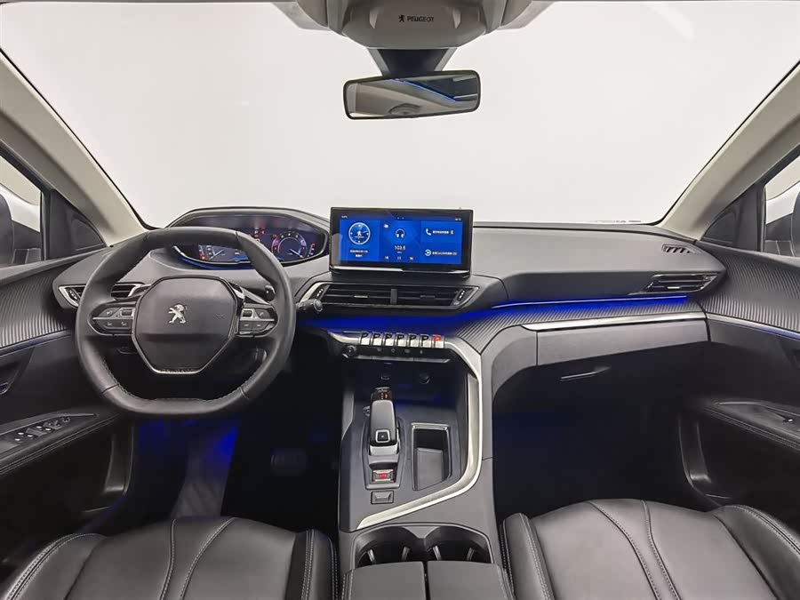 Peugeot 5008 2024 car image #6