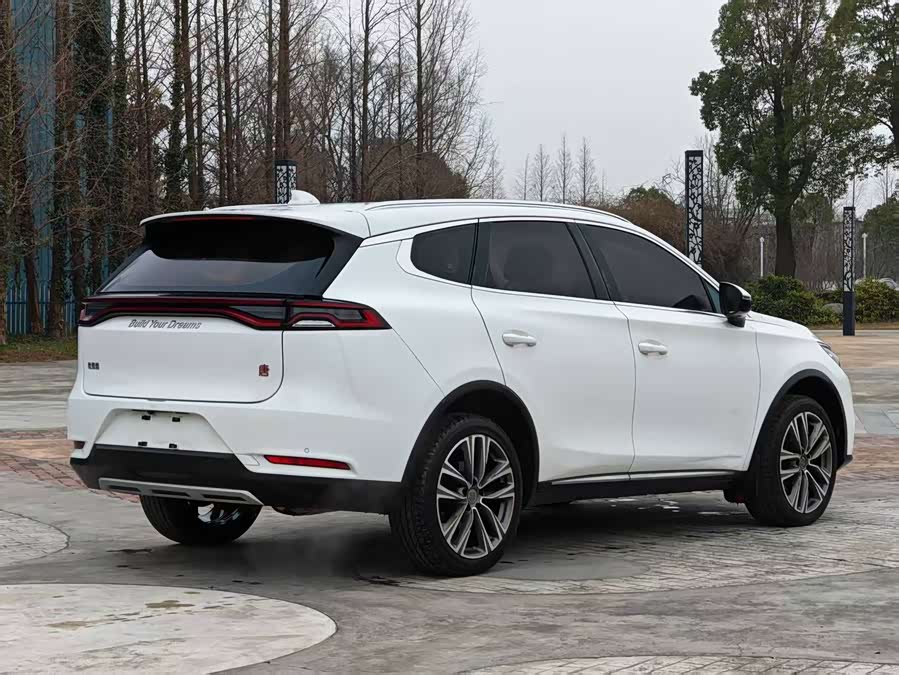 BYD Tang 2018 #6 BYD Tang 2018 car image #6