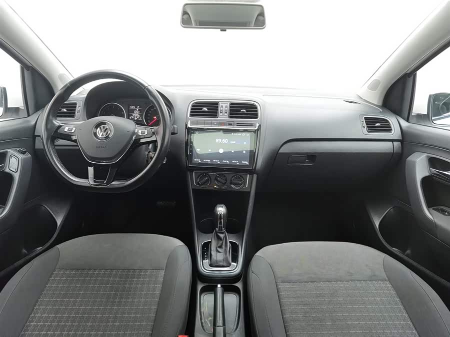 Volkswagen Polo 2018 immagine di auto #6