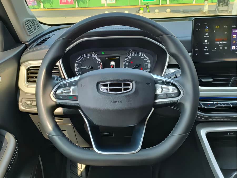 GEELY Vision X6 2020 car image #6