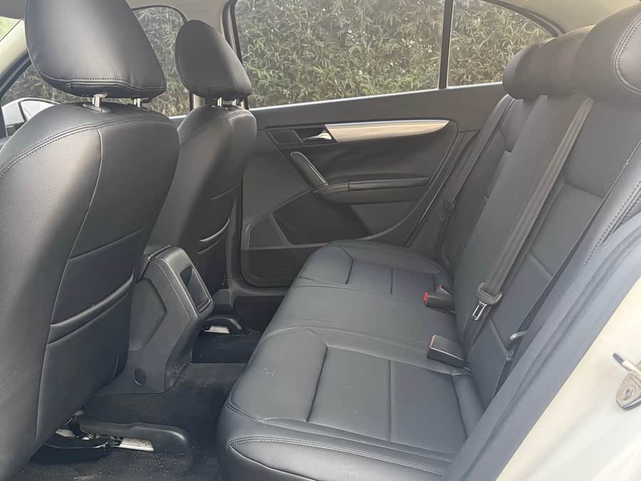 Volkswagen Lavida 2016 car image #6