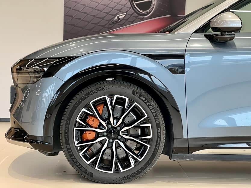 极氪 极氪7X 2024 汽车图片 #6