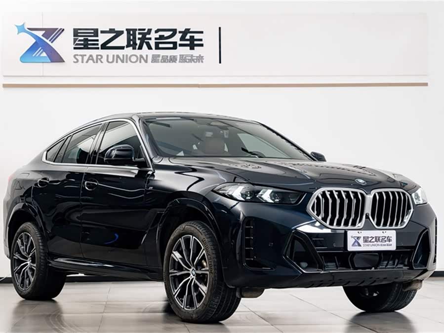 BMW X6 2024 car image #6