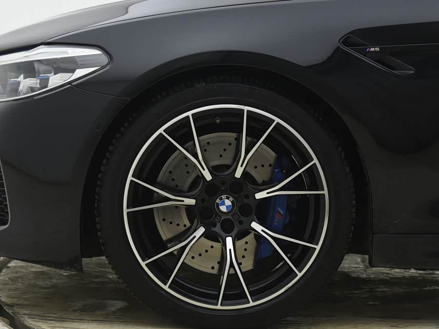 BMW M5 2020 car image #6