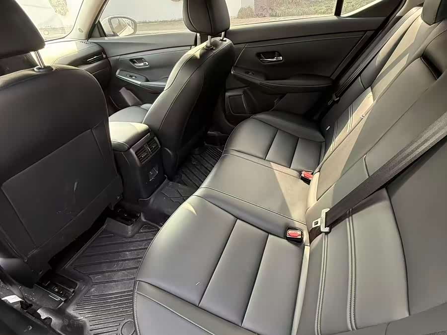 Nissan Sylphy 2025 car image #6