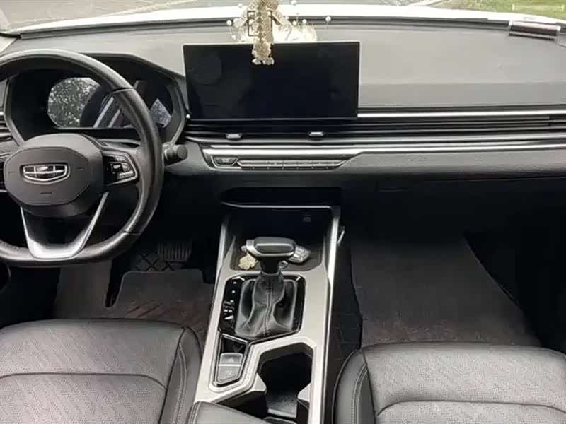 GEELY Emgrand 2021 car image #6