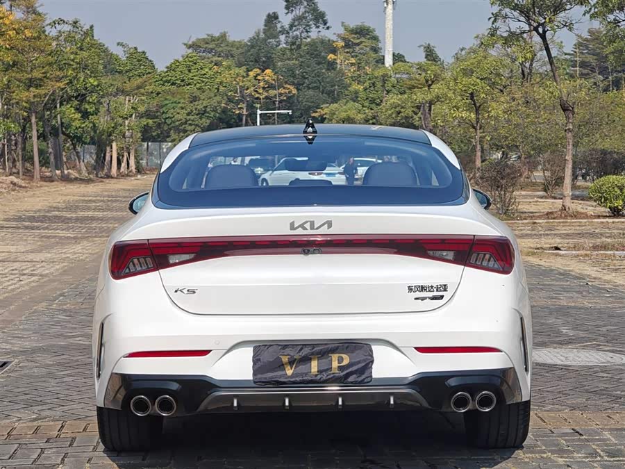 Kia K5 2021 car image #6