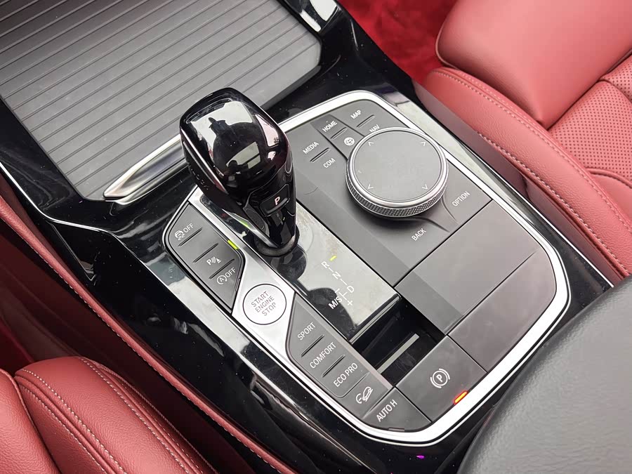 BMW X5 2023 car image #6