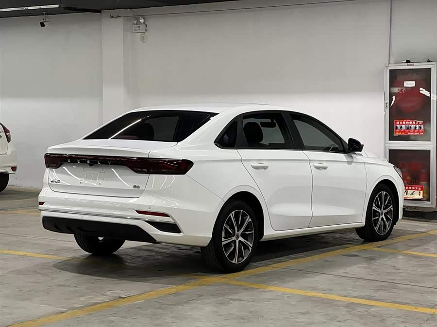 GEELY Emgrand 2022 #6 GEELY Emgrand 2022 car image #6