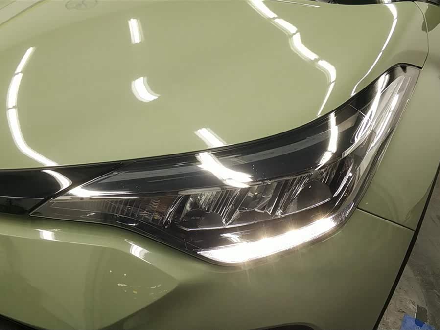 Toyota C-HR 2022 immagine di auto #6