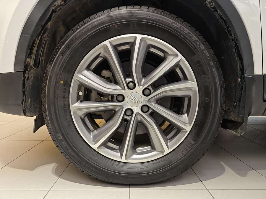 GEELY Boyue 2023 car image #6