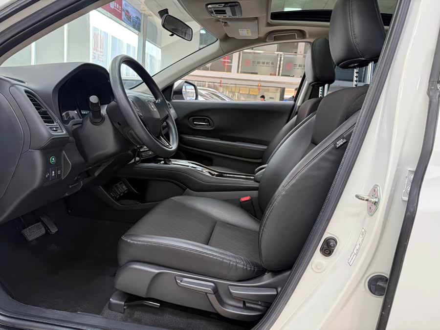 Honda VEZEL 2021 car image #6