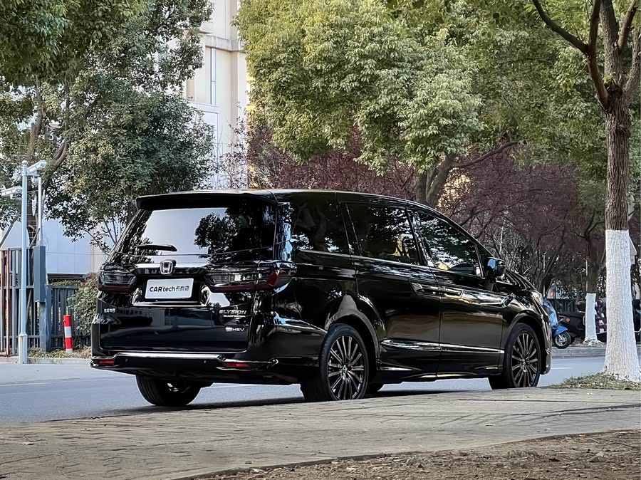 Honda Elysion 2024 car image #6
