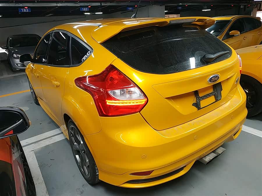 Ford Focus (Imported) 2015 #6 Ford Focus (Imported) 2015 imagen de coche #6