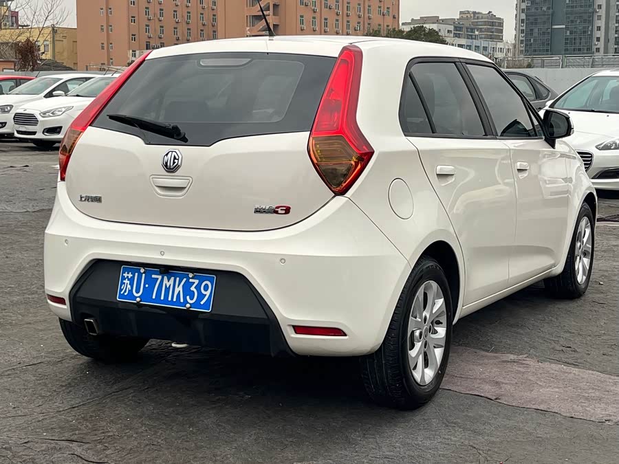 MG 3 2015 car image #6