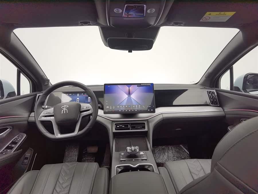 BYD SongL DM-i 2025 car image #6