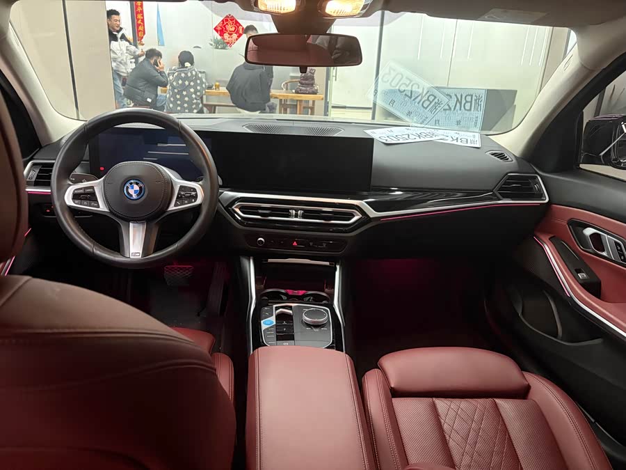 BMW i3 2023 car image #6