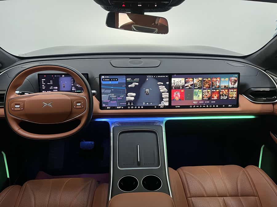 Xpeng G9 2025 car image #6