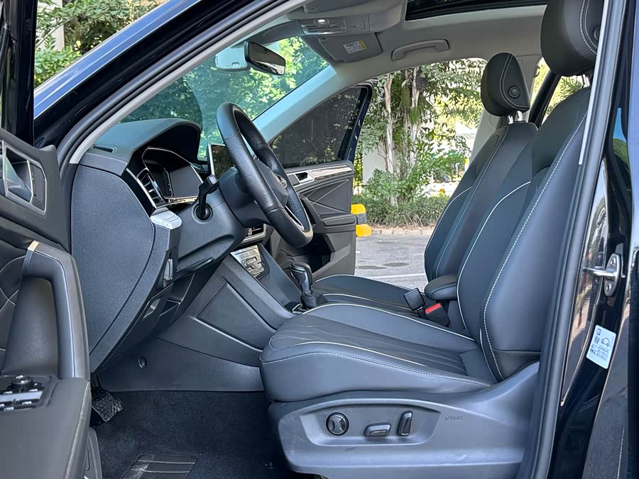 Volkswagen Tiguan L New Energy 2023 car image #6