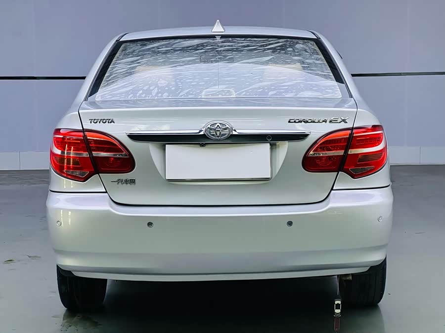 Toyota Corolla (Classic) 2013 #6 Toyota Corolla (Classic) 2013 immagine di auto #6