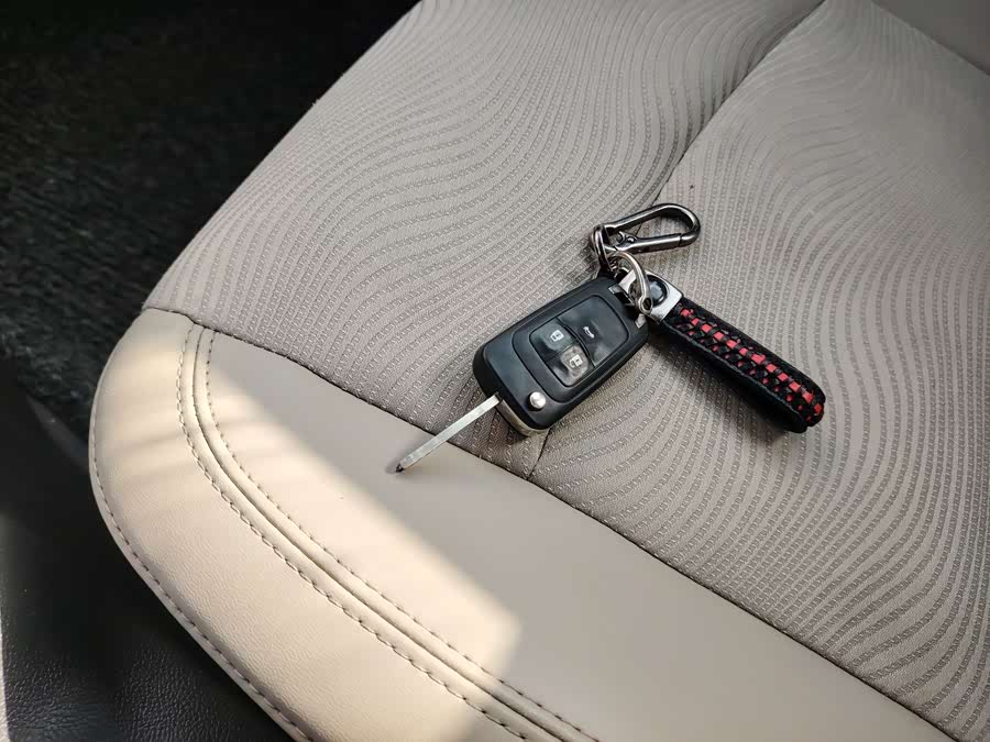 Chevrolet Cruze 2016 immagine di auto #6