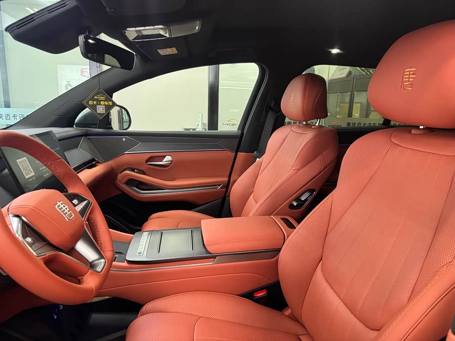 BYD Tang L 2025 immagine di auto #6