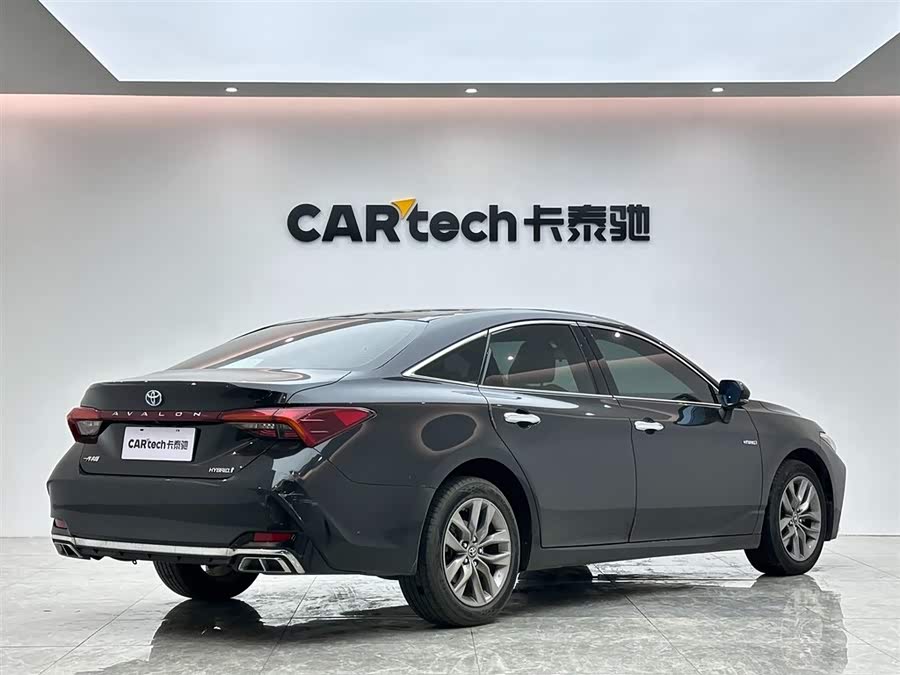 Toyota Avalon 2020 car image #6