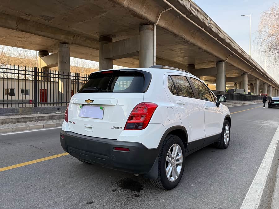 Chevrolet Tracker 2016 #6 Chevrolet Tracker 2016 car image #6