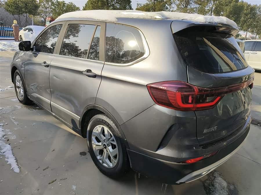 SWM斯威汽车 SWM斯威G05 2020 汽车图片 #6