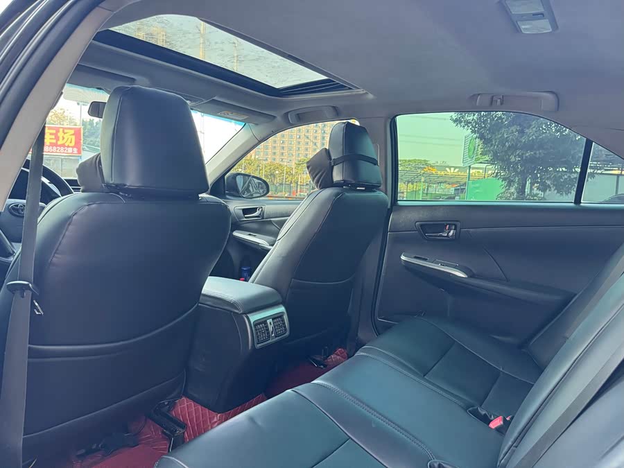 Toyota Camry 2014 immagine di auto #6