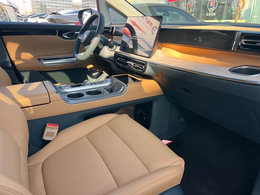 GAC Trumpchi E8 2025 imagem de carro #6