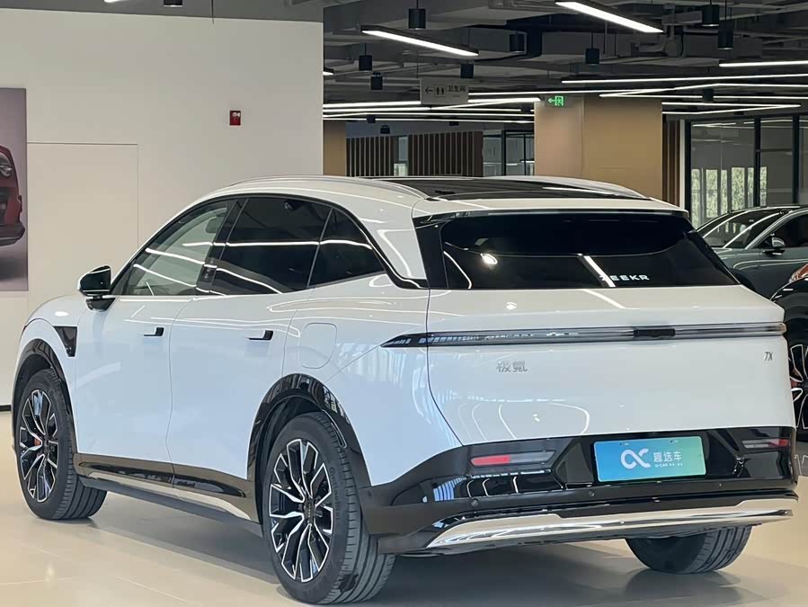 极氪 极氪7X 2024 汽车图片 #6