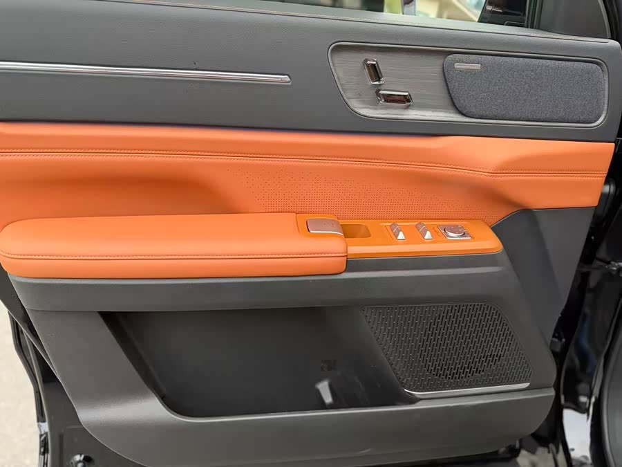 Jetour X70L 2025 car image #6