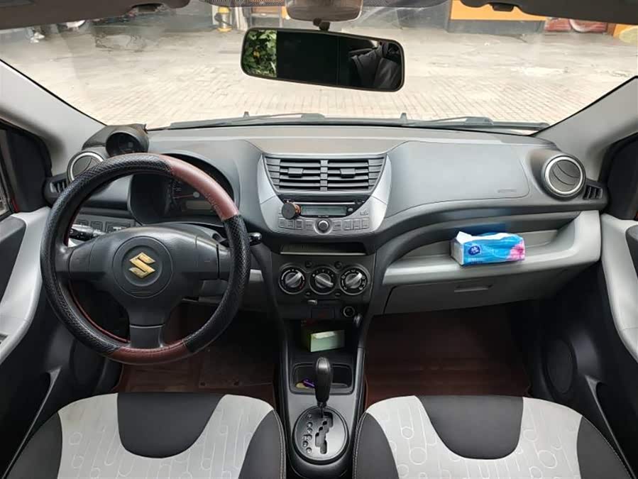 Suzuki Alto 2012 image de voiture #6