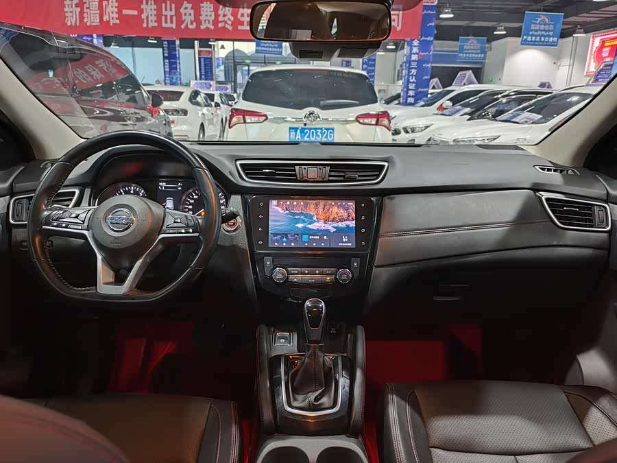 Nissan Qashqai 2023 car image #6