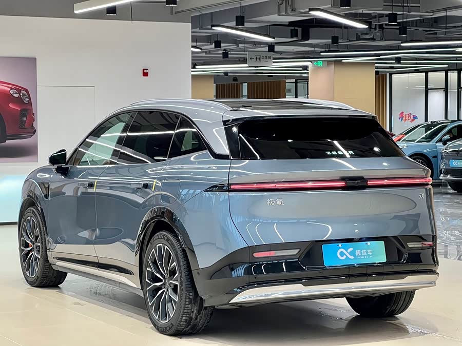 极氪 极氪7X 2025 汽车图片 #6