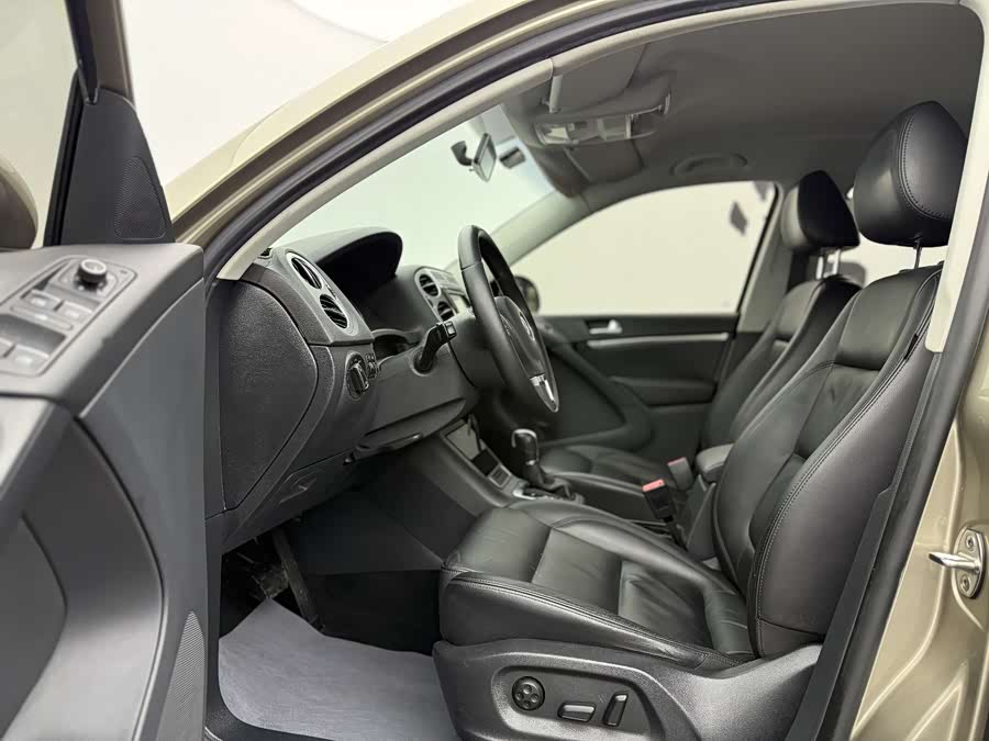 Volkswagen Tiguan 2013 #6 Volkswagen Tiguan 2013 car image #6