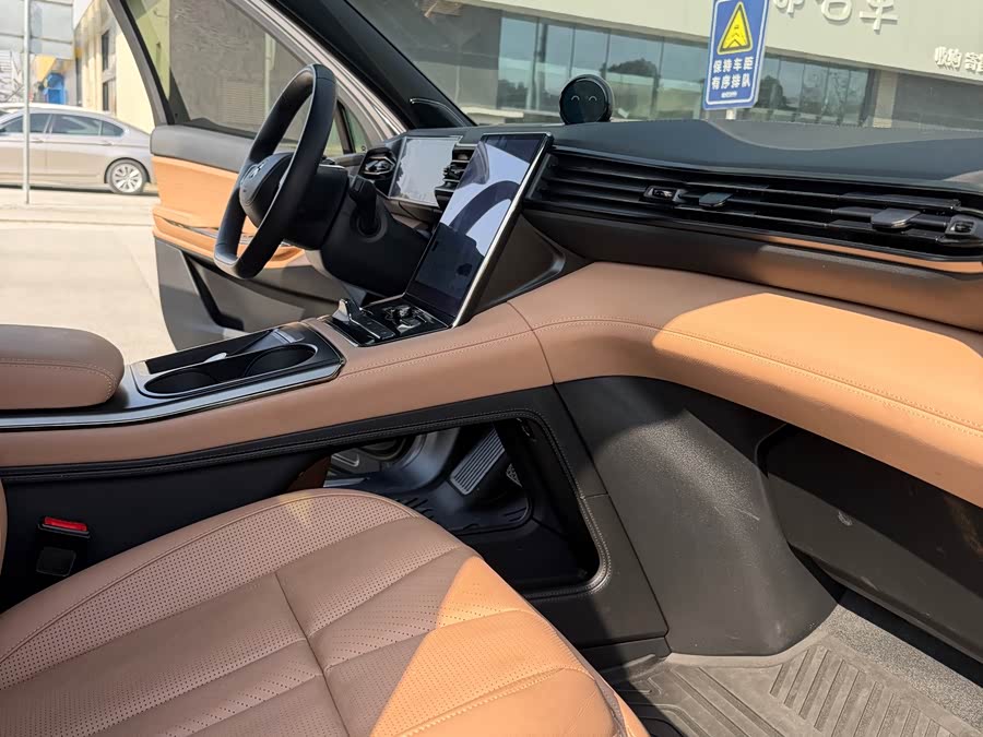 NIO ES8 2021 изображение автомобиля #6