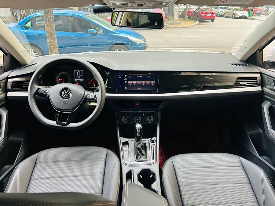 Volkswagen Lavida 2020 car image #6
