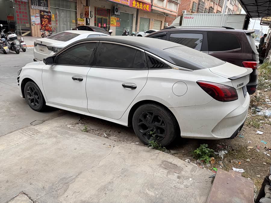 MG 5 2023 car image #6