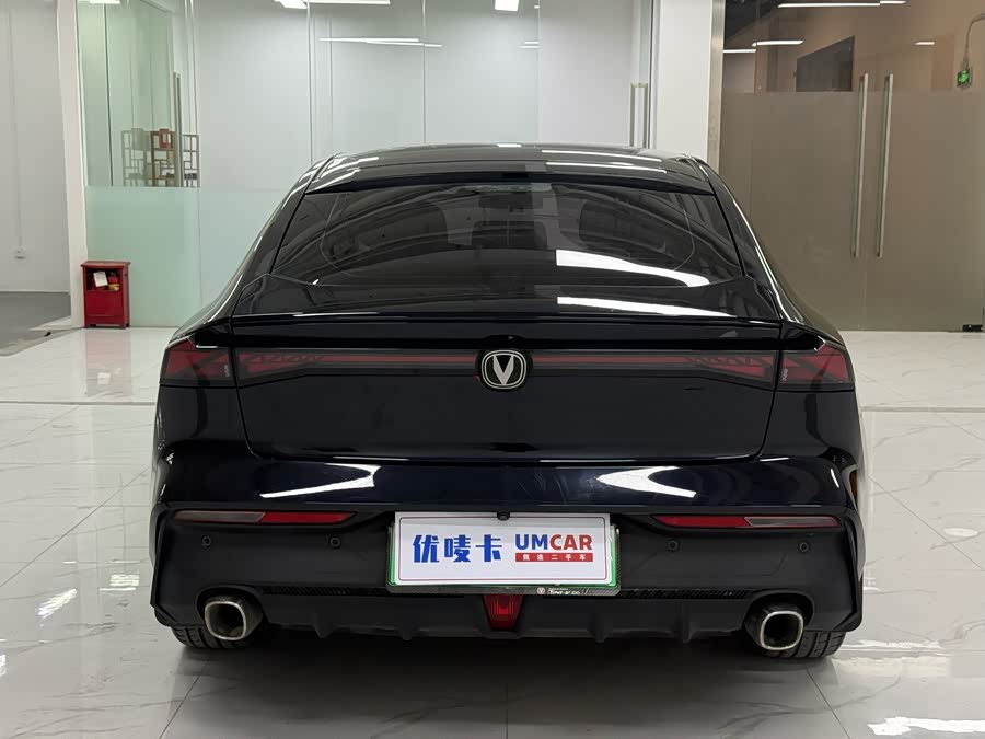 Changan UNI-V iDD 2023 car image #6