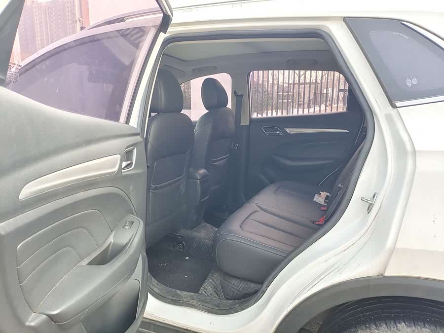 Roewe RX3 2019 car image #6