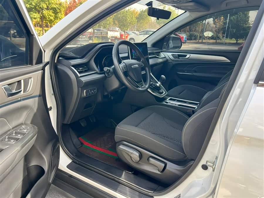 Haval M6 2023 #6 Haval M6 2023 car image #6