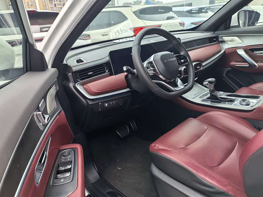 Jetour X70 PLUS 2022 car image #6