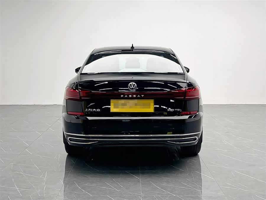 Volkswagen Passat 2023 car image #6