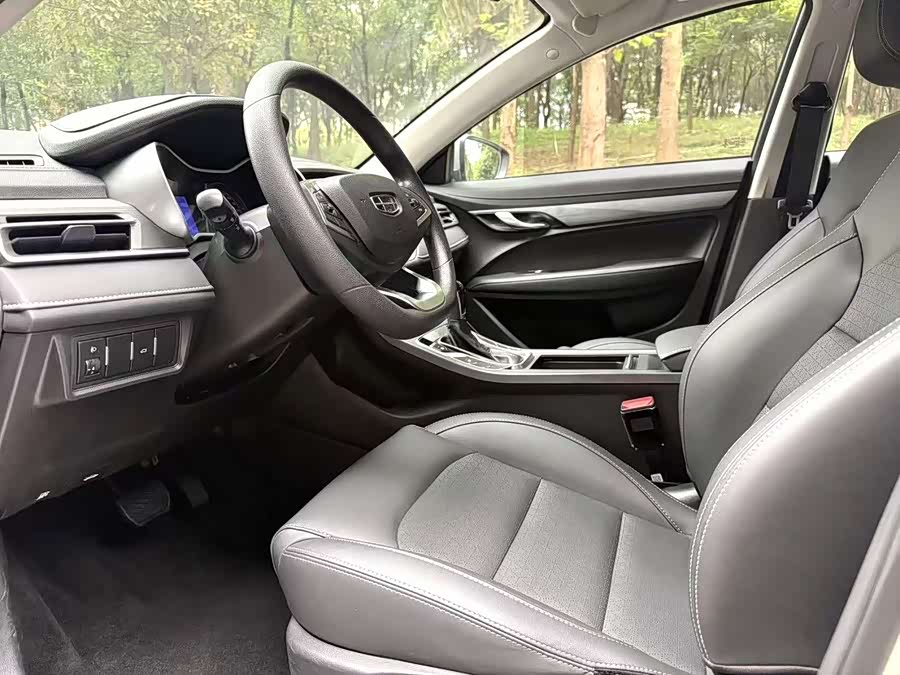 GEELY Emgrand 2021 #6 GEELY Emgrand 2021 car image #6