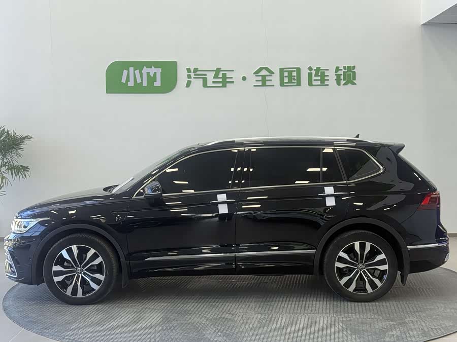 Volkswagen Tiguan L 2021 car image #6