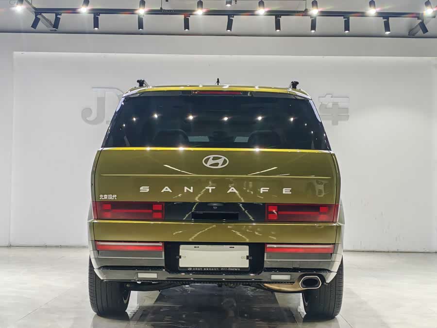 Hyundai Santa Fe 2025 car image #6