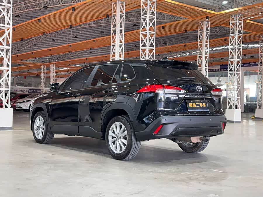 Toyota Corolla Cross 2024 immagine di auto #6